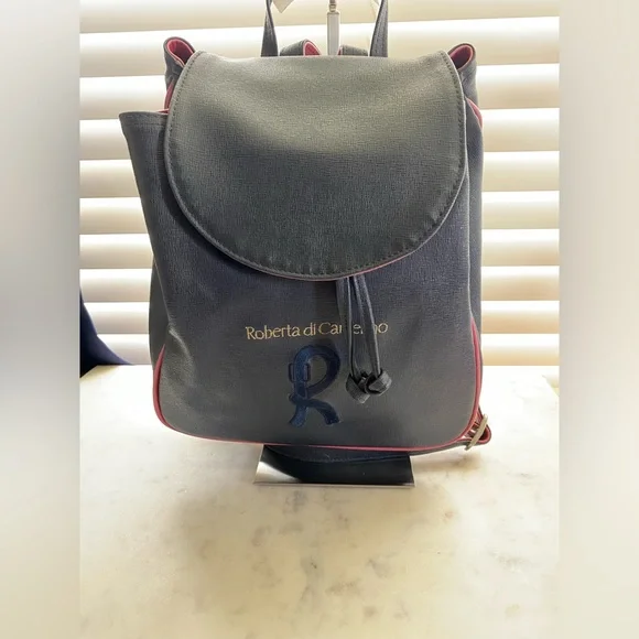 Roberta di Camerino | Bags | Roberta Di Camerino Backpack  display picture 1